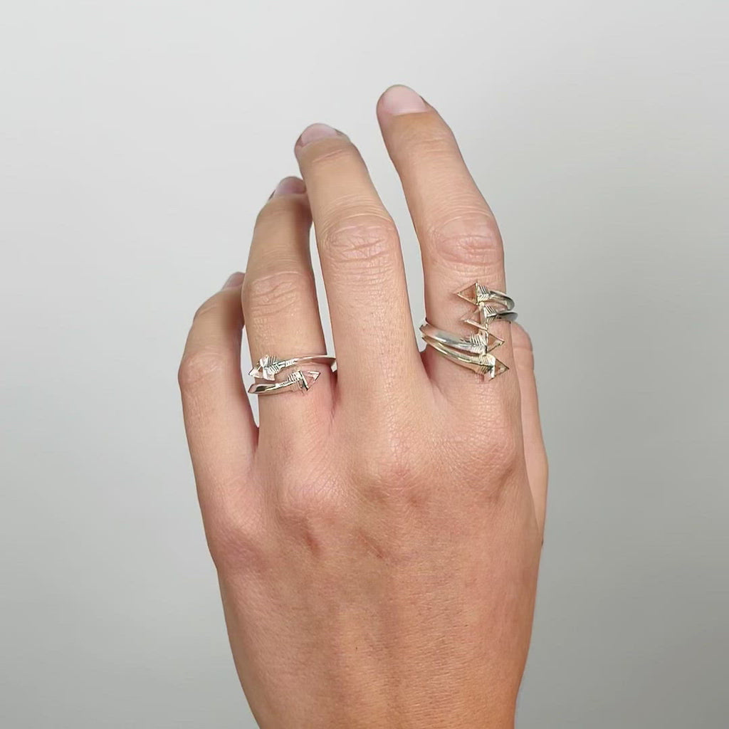 Singula-jewelry-silver-cupids-arrows-rings-women