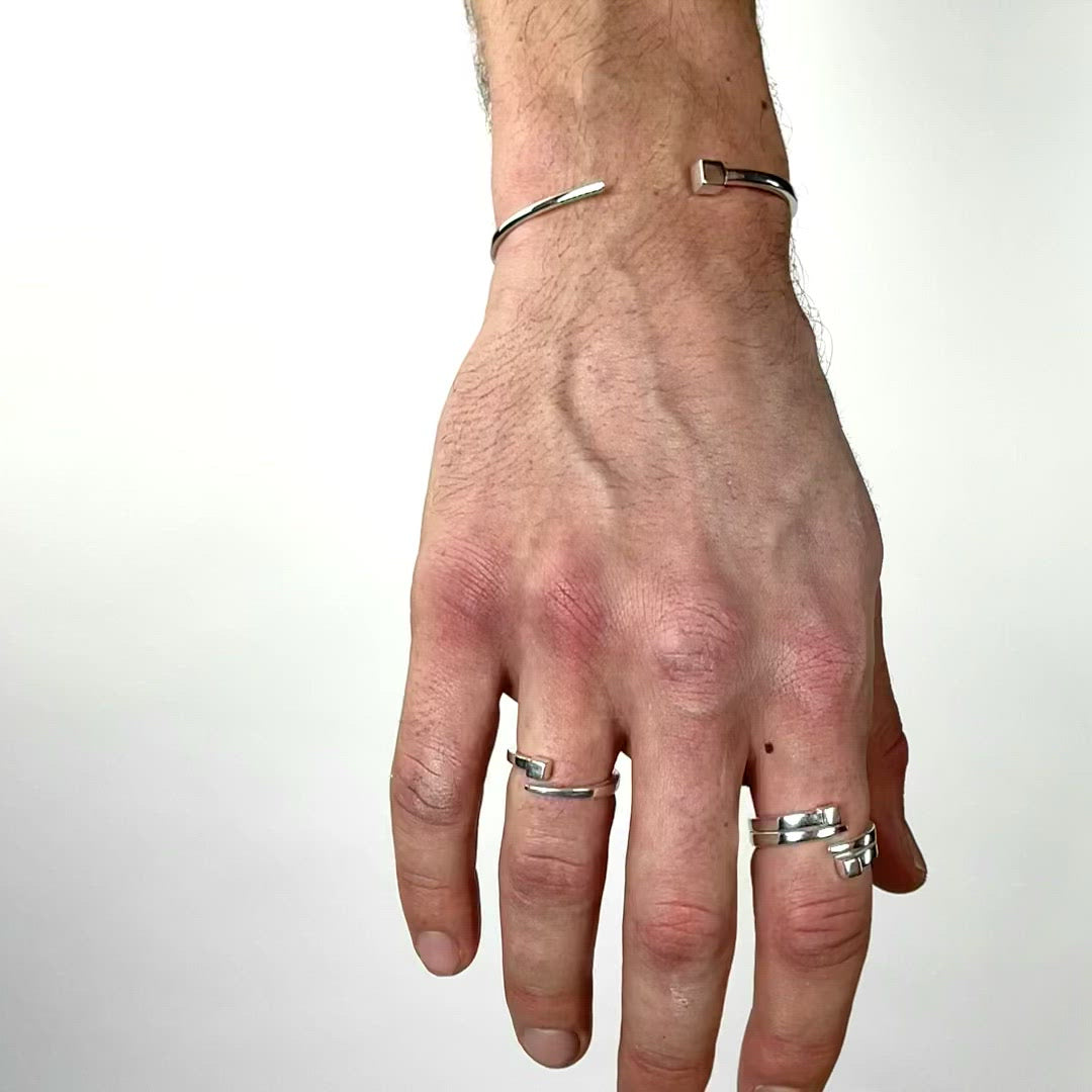     Singula-jewelry-silver-divin-nail-rings-bracelet-men
