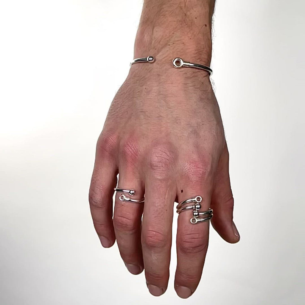 Singula-jewelry-silver-celestial-circle-rings-bracelet-men