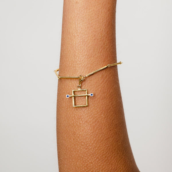 Singula-jewelry-gold-sapphires-magnicity-square-bracelet-women