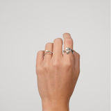    Singula-jewelry-silver-crossroads-rings-women