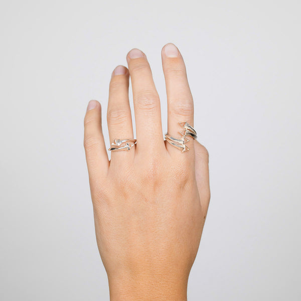    Singula-jewelry-silver-cupids-arrow-rings-women