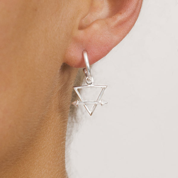 Singula-jewelry-silver-humanity-short-earrings